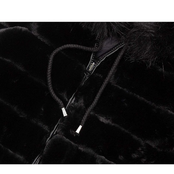 Double Sided Faux Fur Puffer Jacket Hooded-Fur - Picture 6 of 11